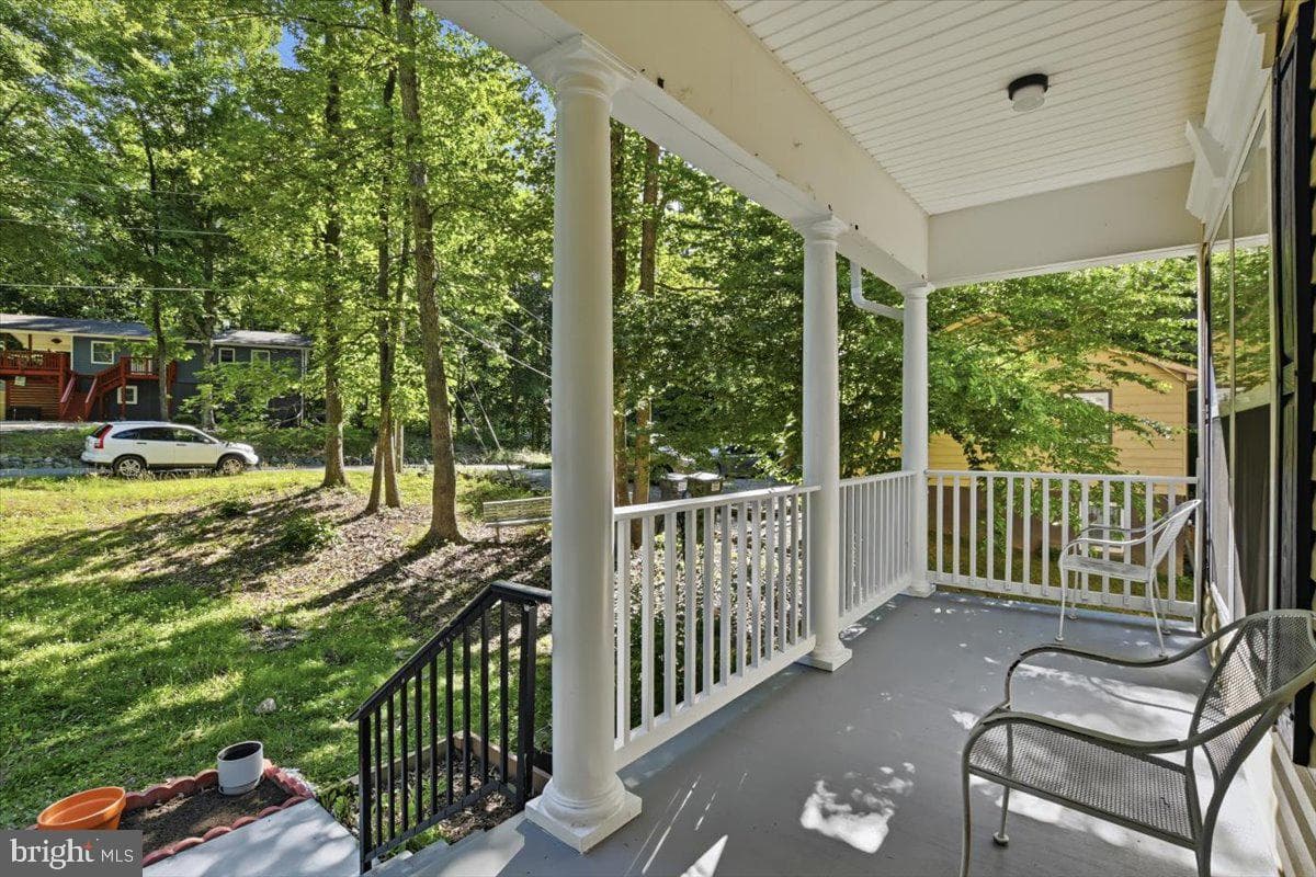 242 Cedar Ridge Dr photo 5