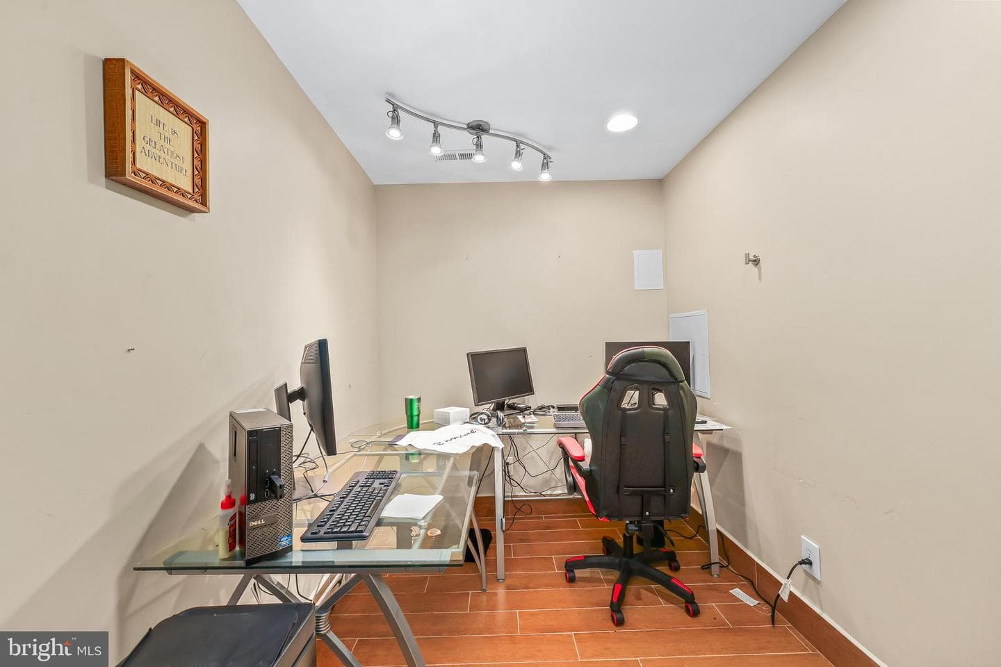 209 Estate Drive photo 25
