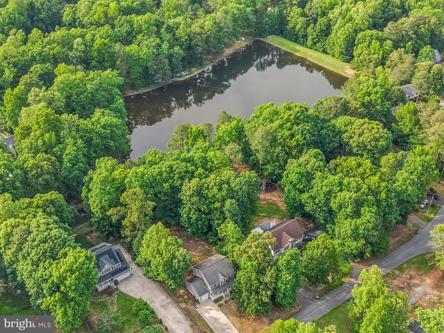 209 Estate Drive photo 40