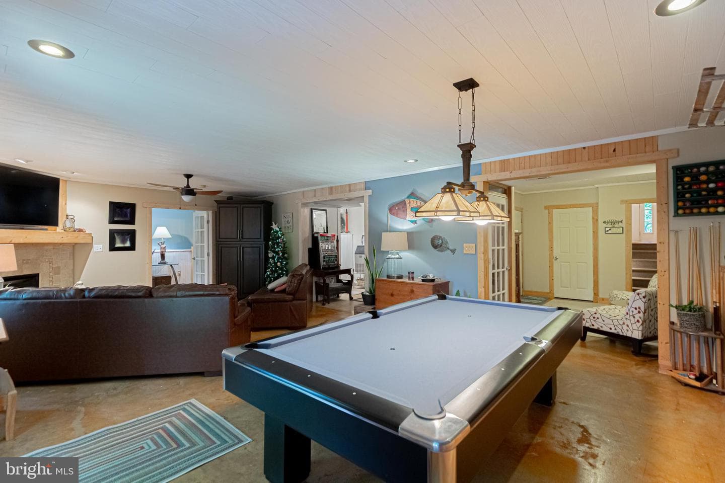 584 Lake Caroline Drive photo 39
