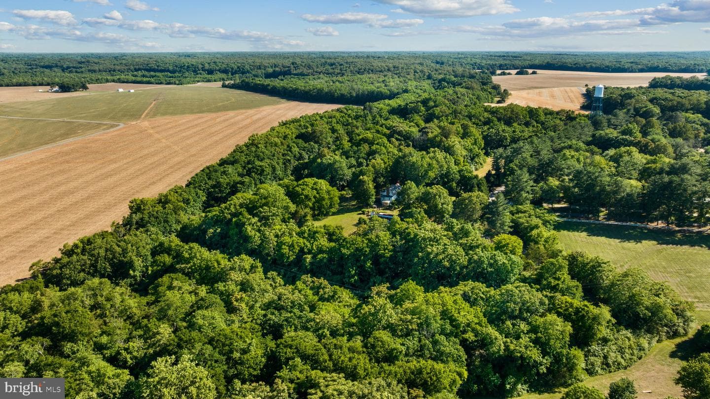 2349 Skinkers Neck Road photo 57