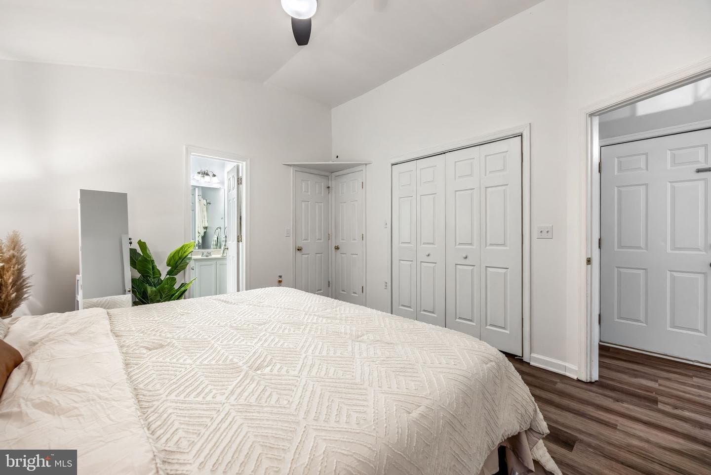 18120 Bridlewood Lane photo 18