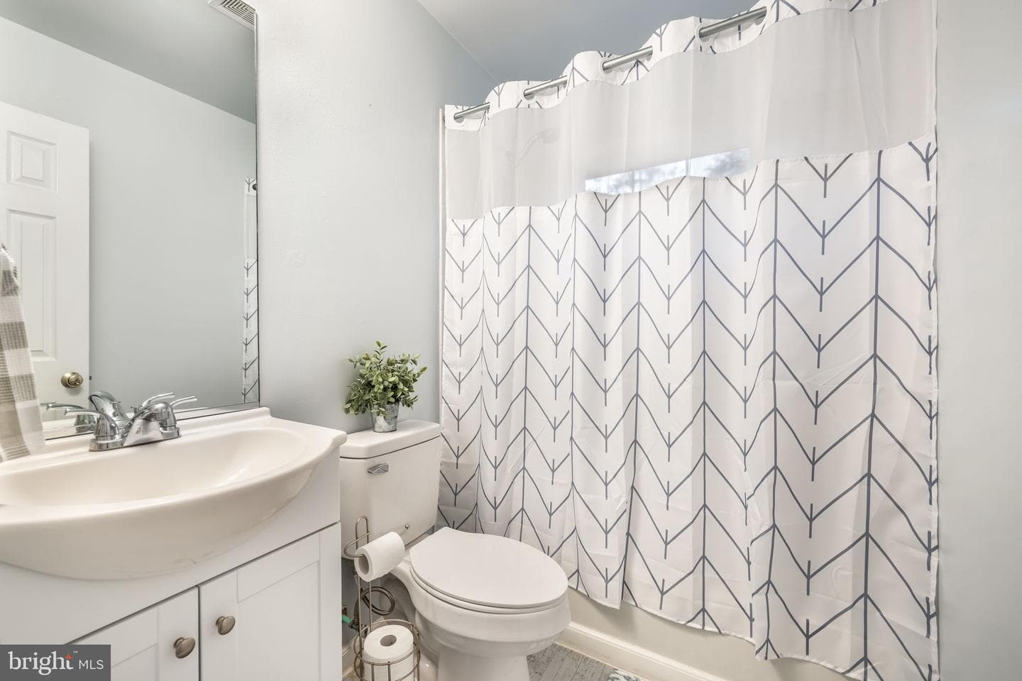18120 Bridlewood Lane photo 7