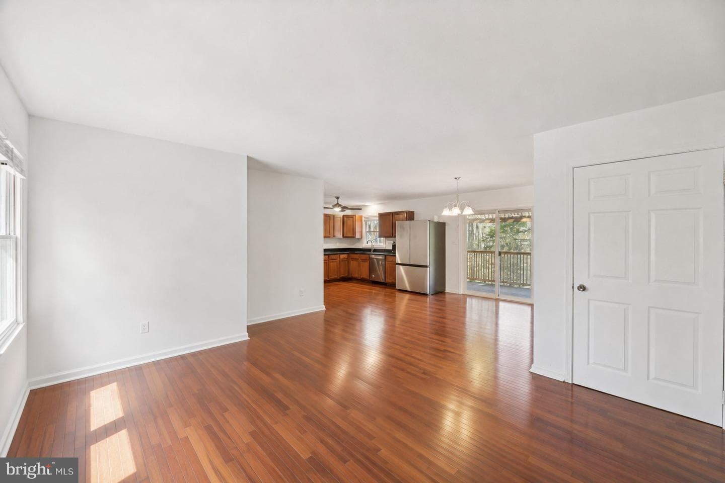 736 Annapolis Drive photo 44