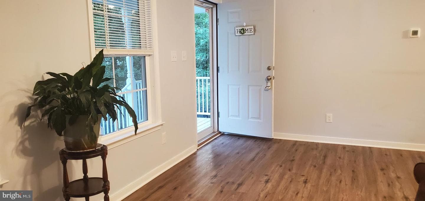 65 Albertson Court photo 4