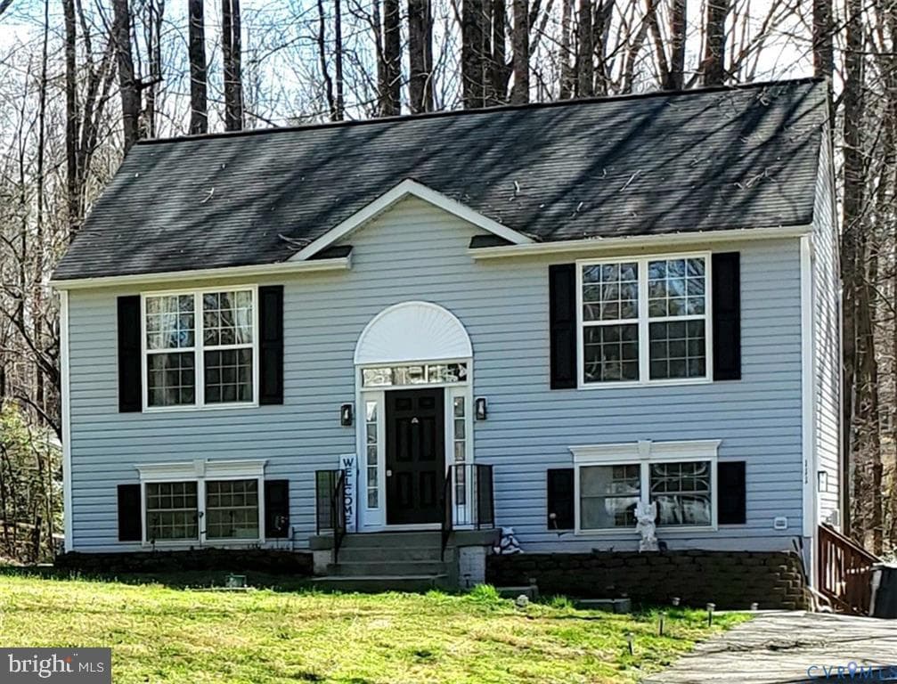111 Ackerman Lane, Ruther Glen