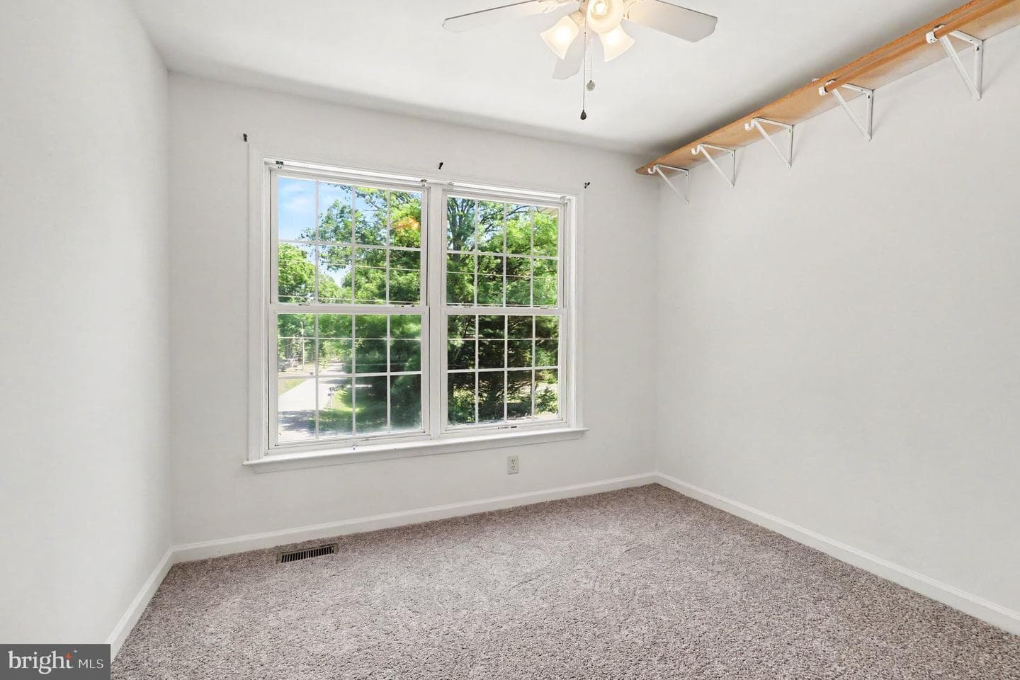 145 Land Or Drive photo 12