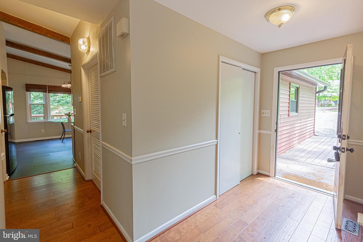 630 Lake Caroline Drive photo 4