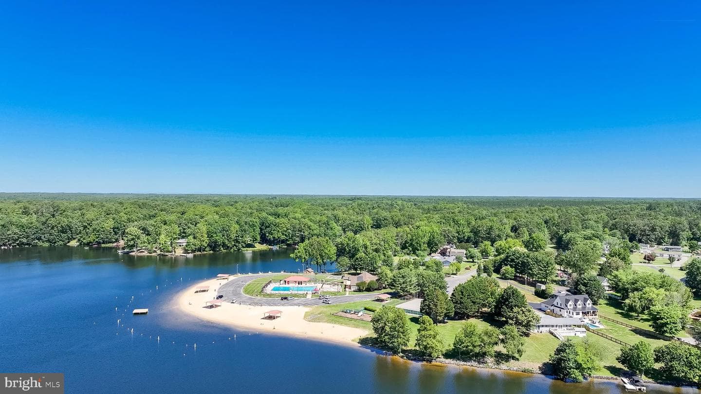 280 Lake Caroline Drive photo 68