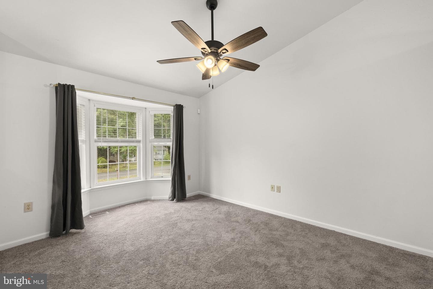 622 Welsh Drive photo 3