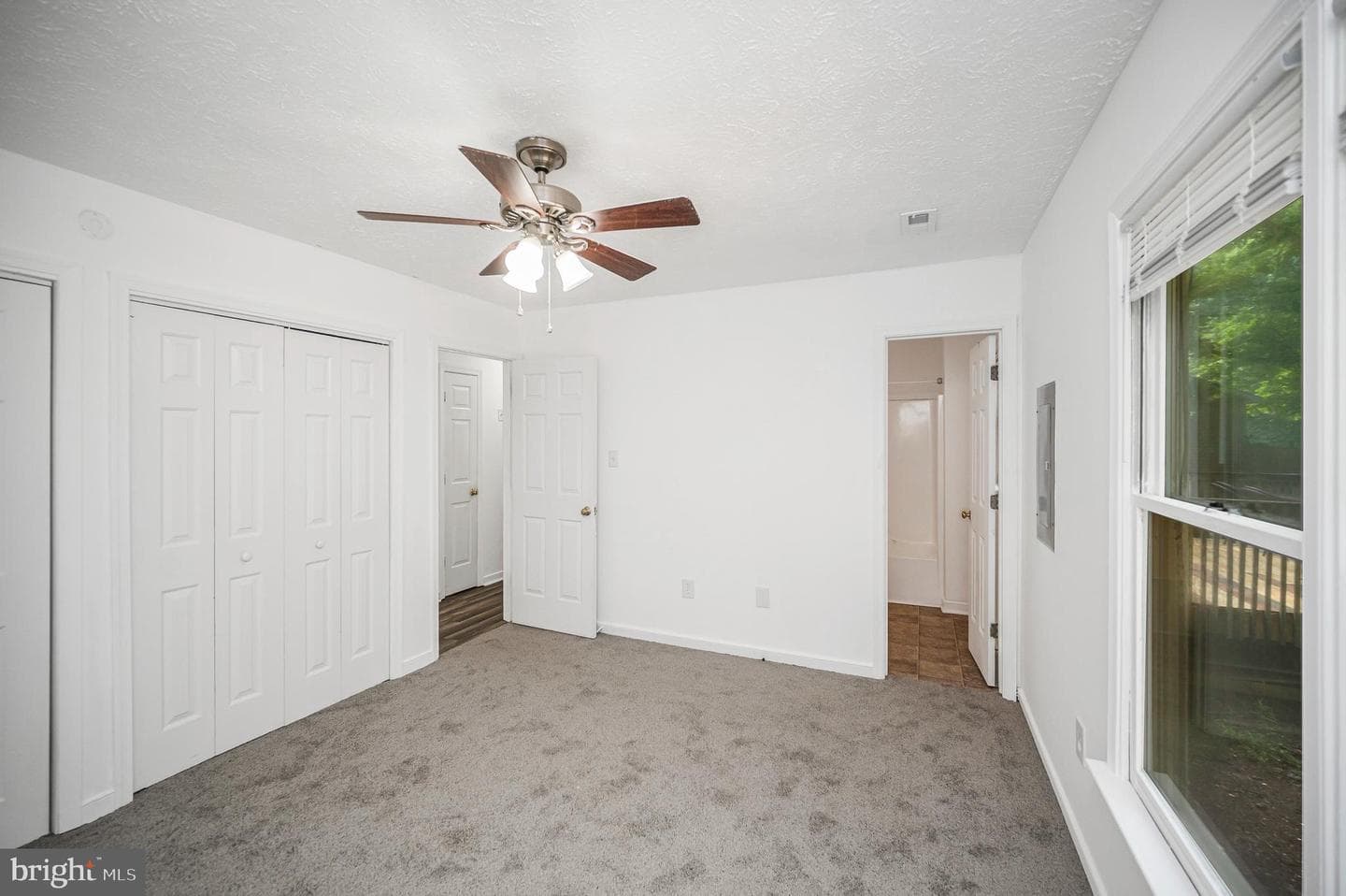 68 Albertson Court photo 14
