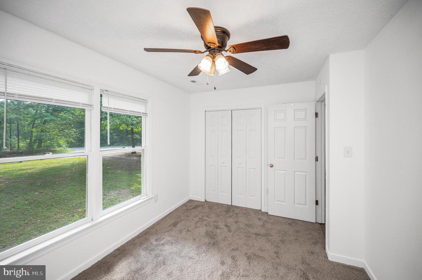 68 Albertson Court photo 17