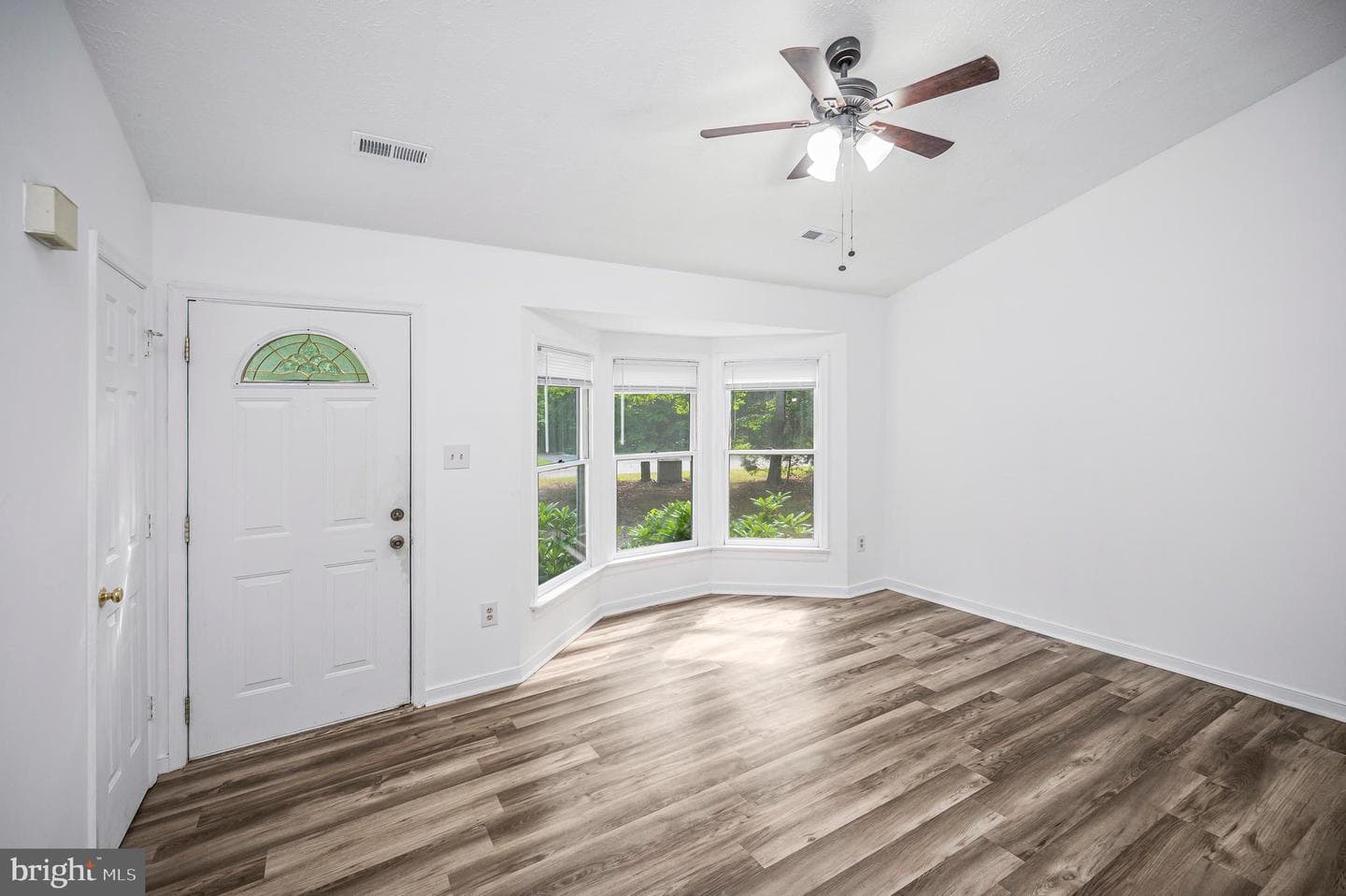 68 Albertson Court photo 5