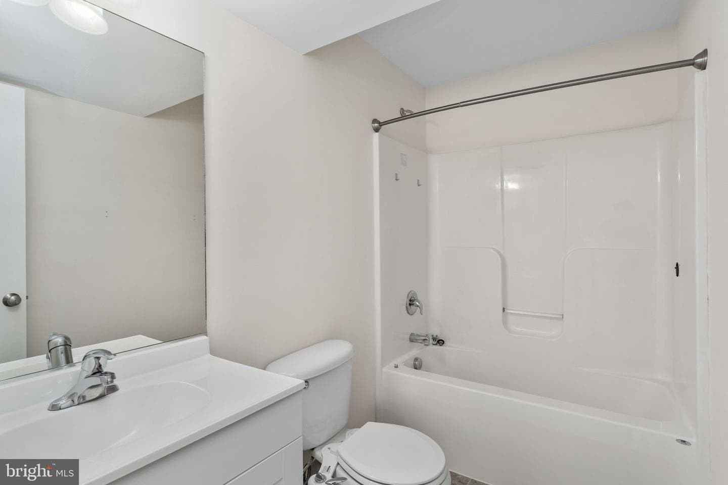 13354 Julien Street photo 29
