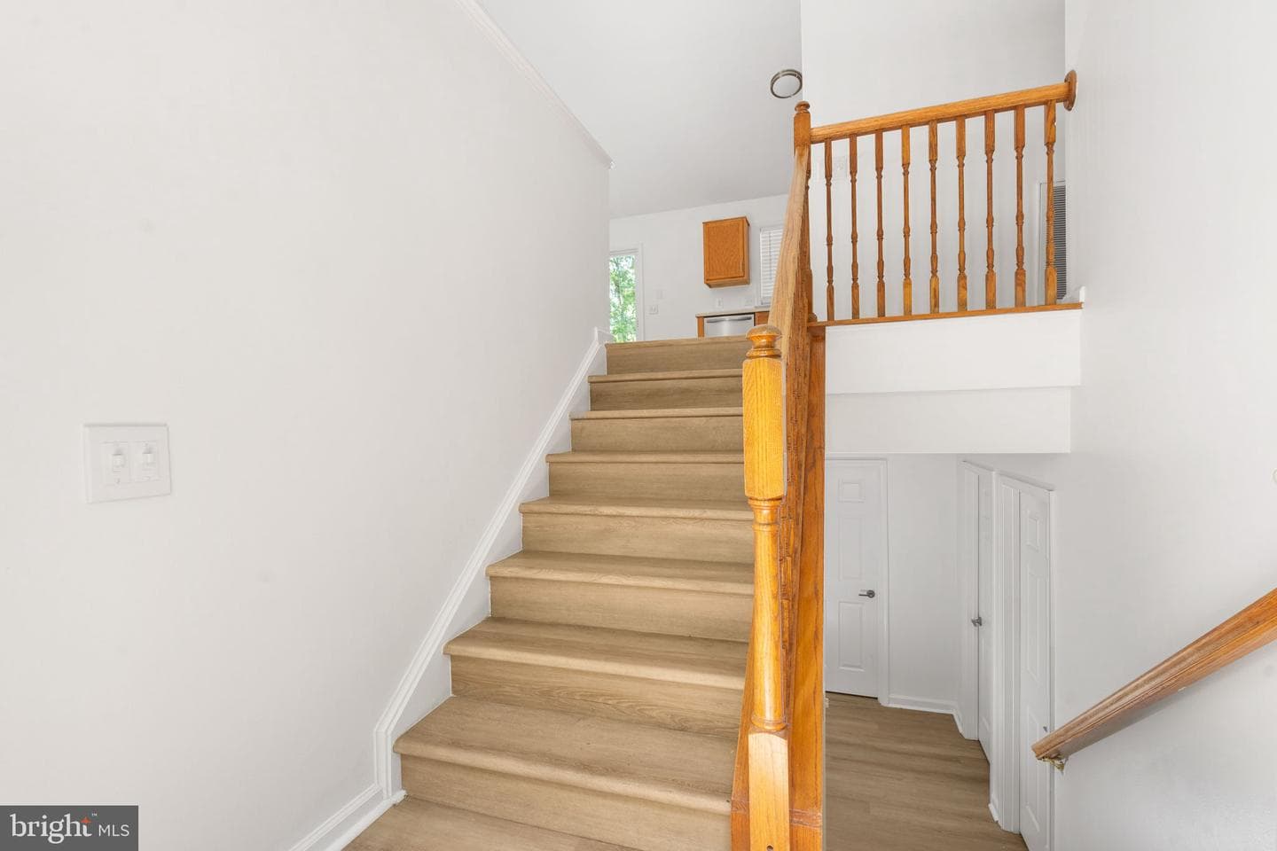 261 Manchester Drive photo 12