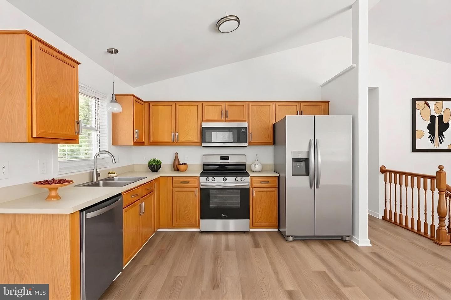 261 Manchester Drive photo 22