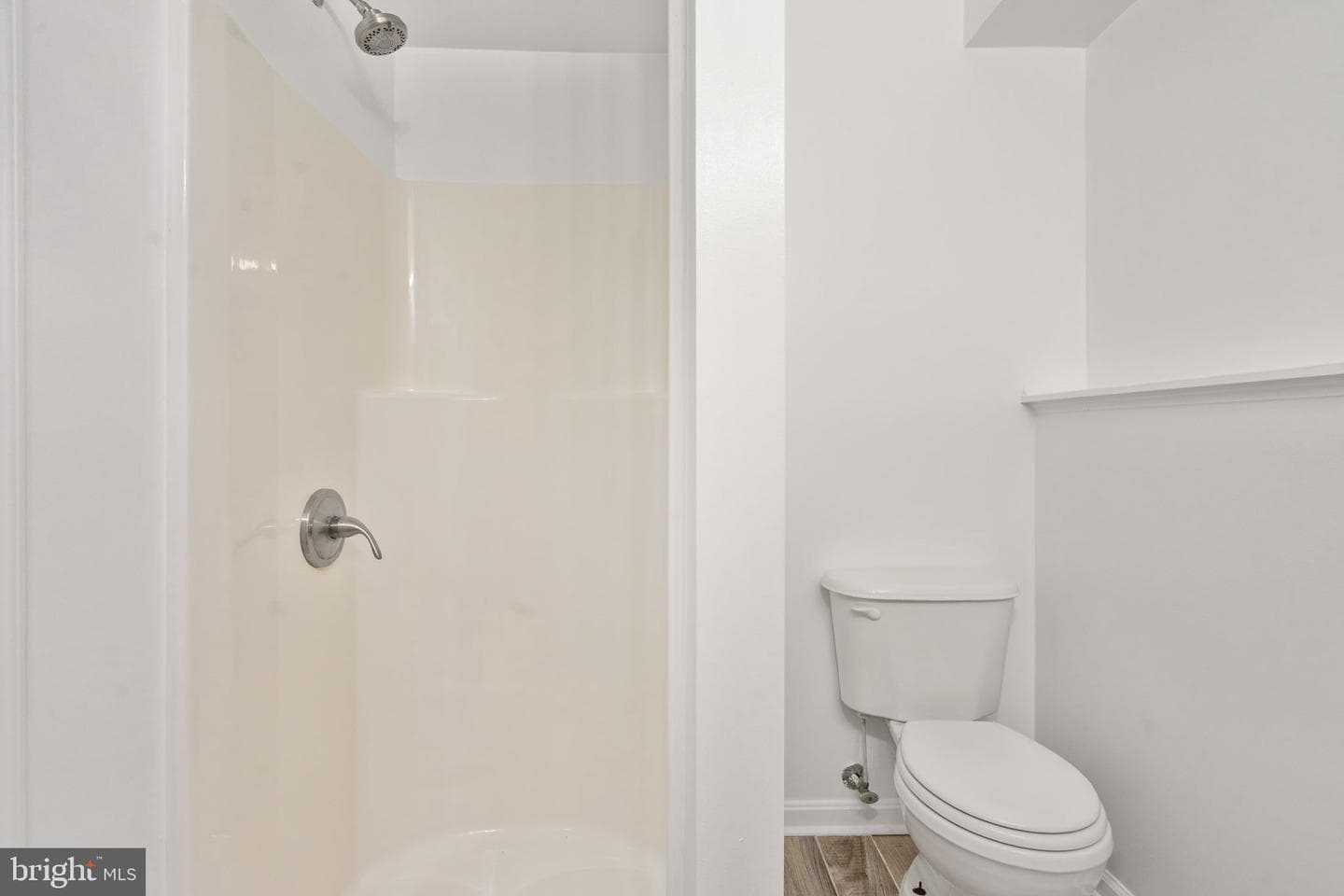 261 Manchester Drive photo 48
