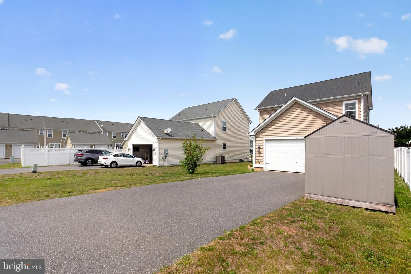 17266 Day Lily Drive photo 26