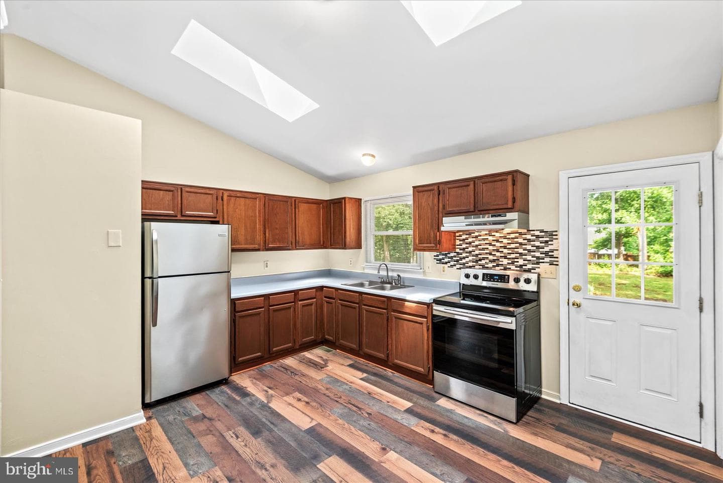 6 Kennedy Cove photo 9