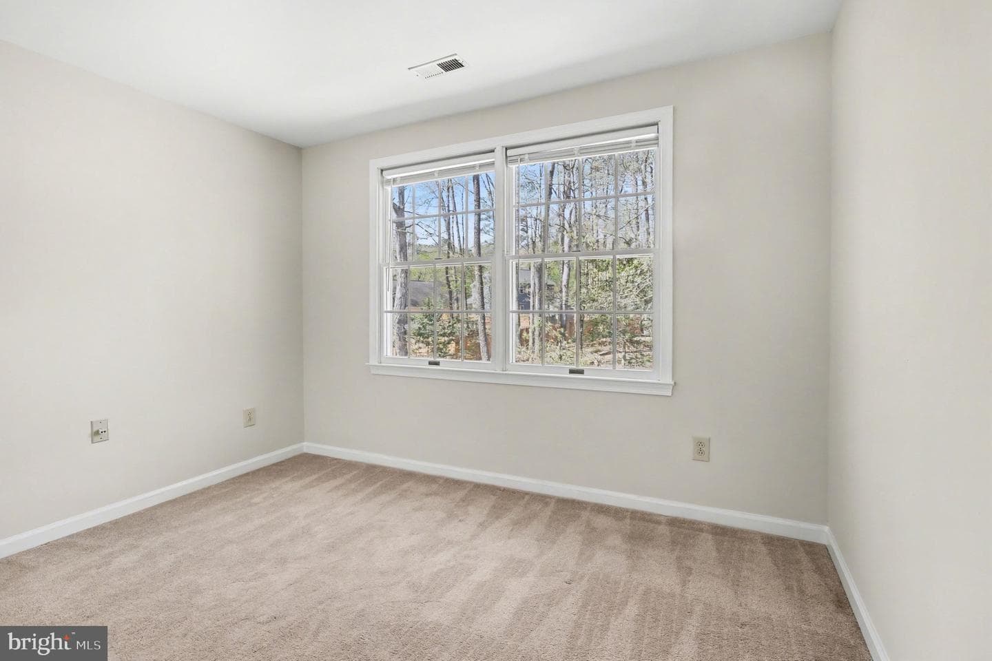 999 Lake Heritage Drive photo 32