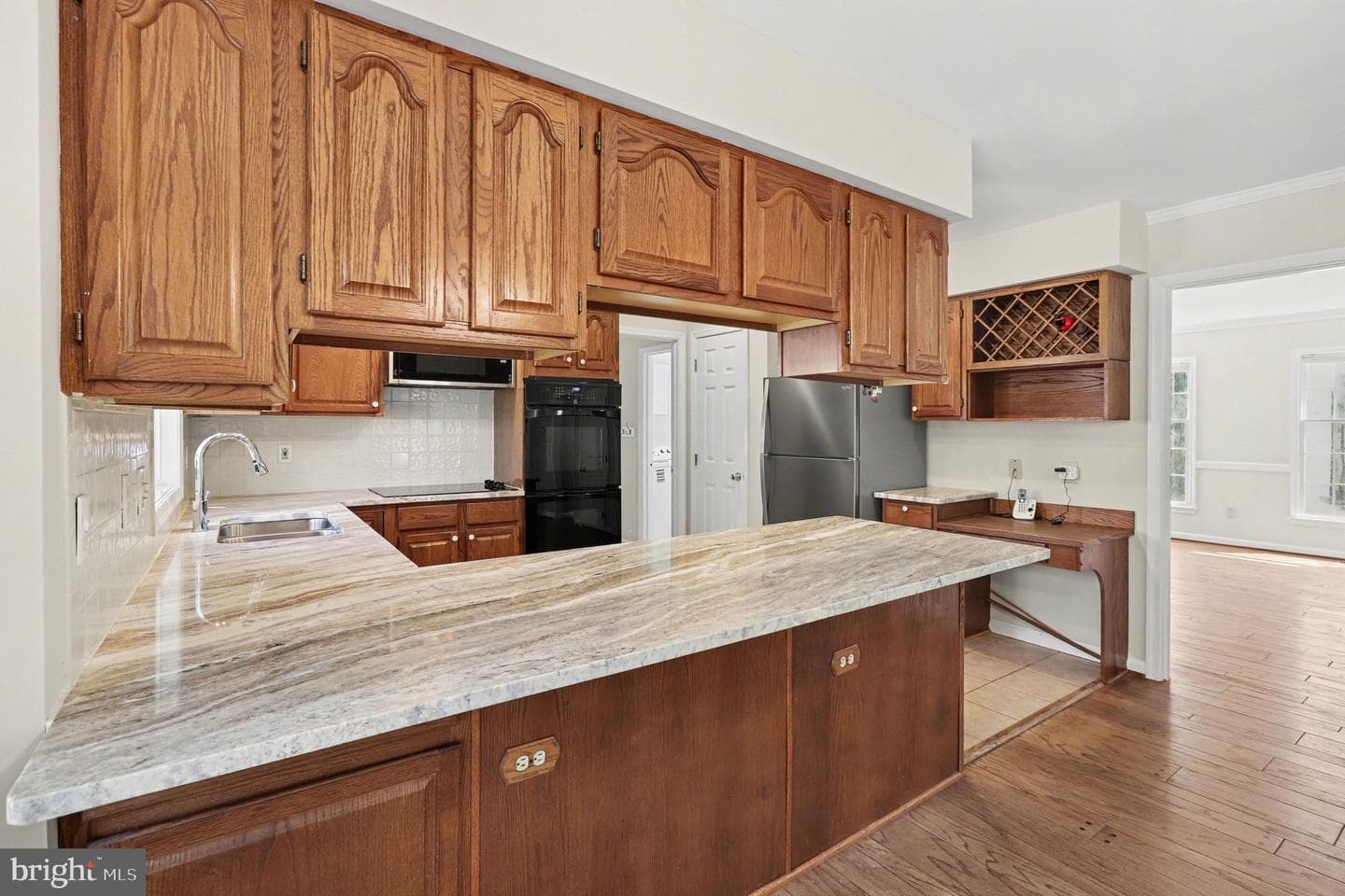 999 Lake Heritage Drive photo 9