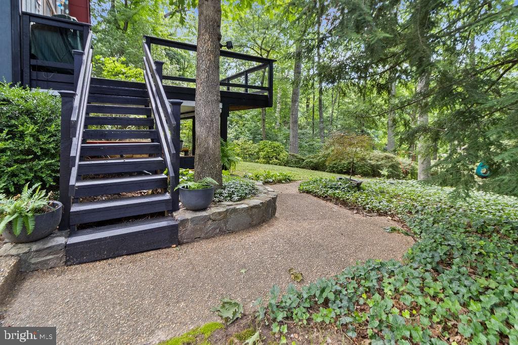 206 Lake Caroline Drive photo 29
