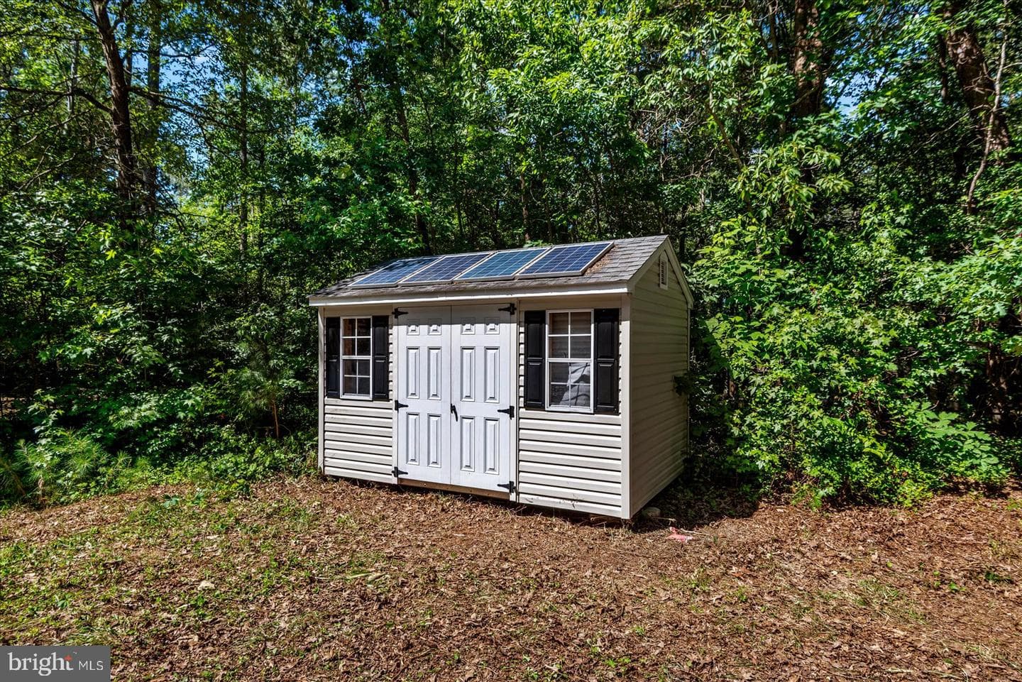 138 Delaware Drive photo 32