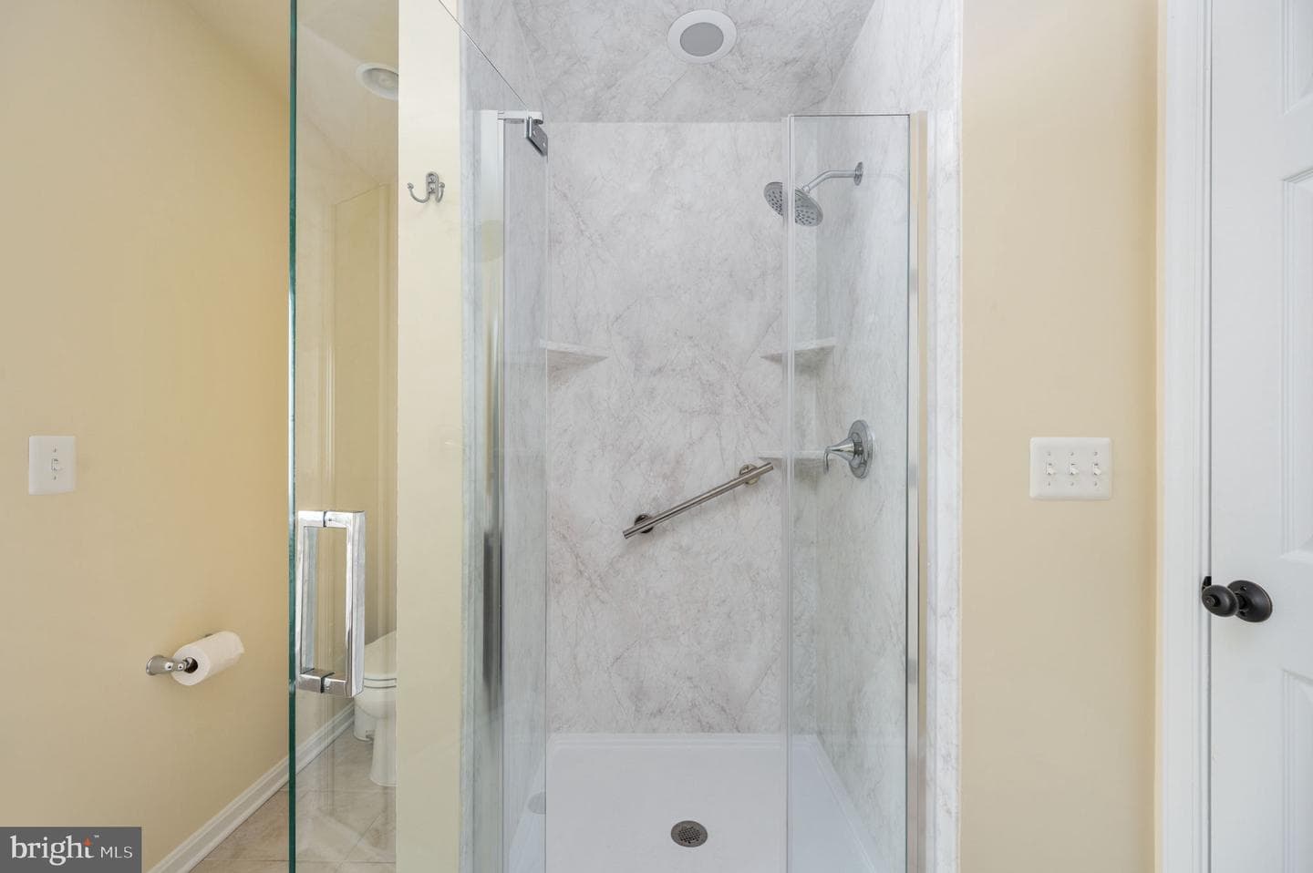 7323 Legacy Lane photo 37