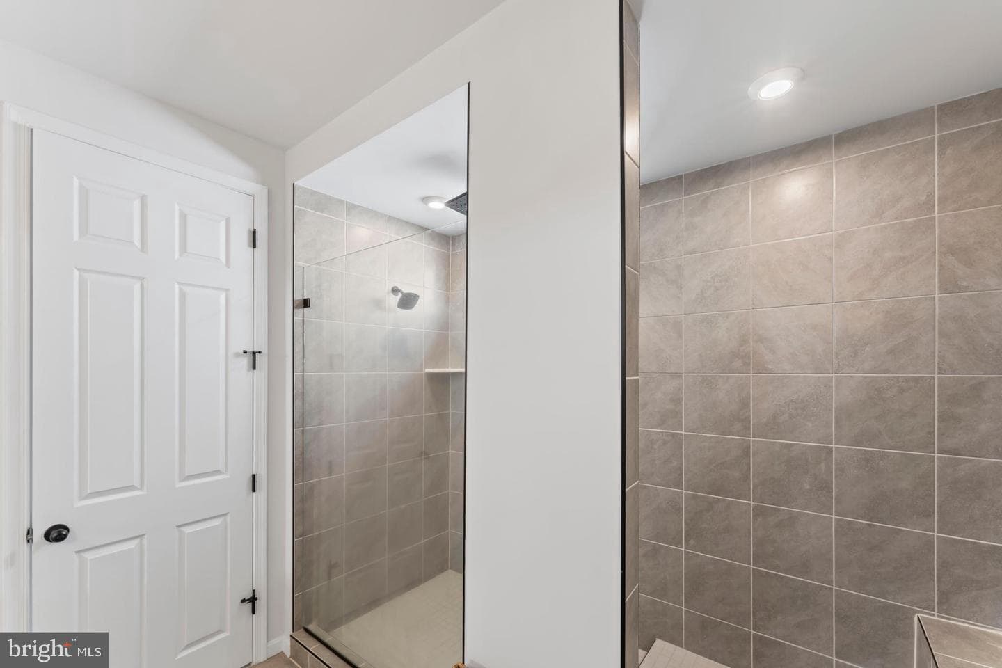 7135 State Way photo 14