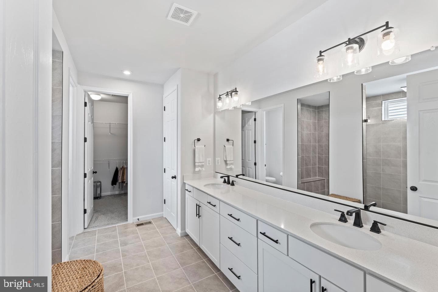 7135 State Way photo 15