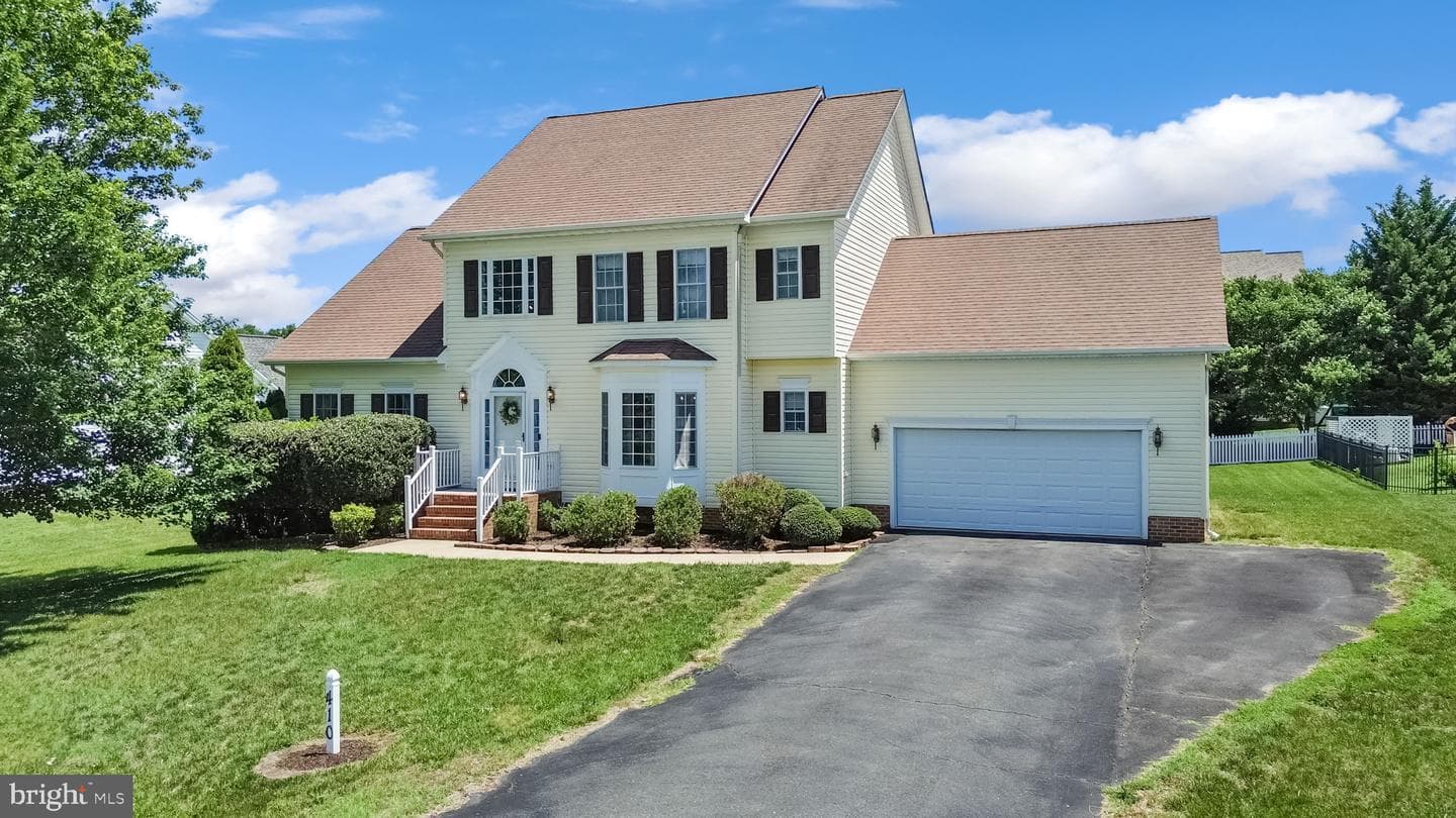 410 Roper Drive, Bowling Green