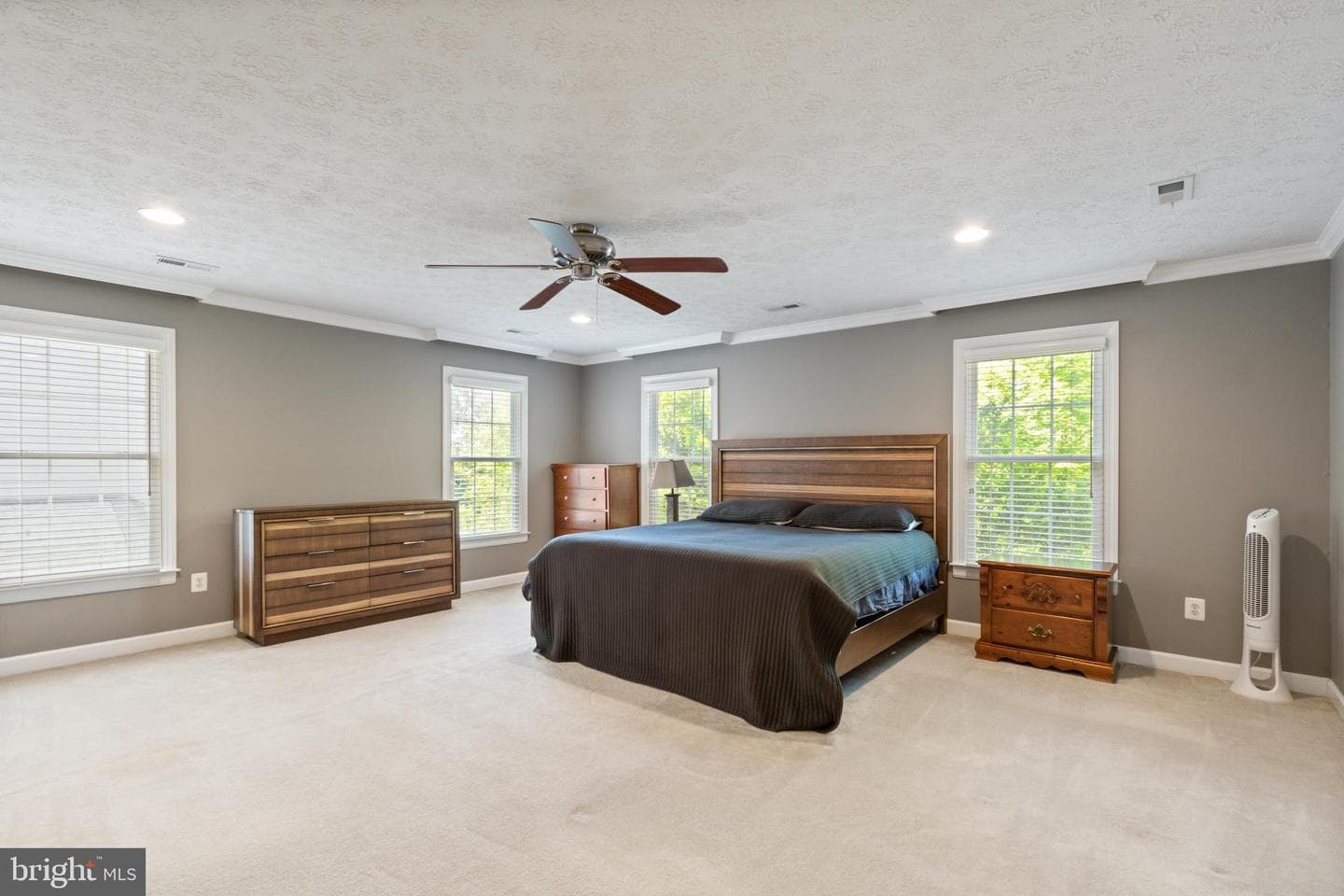 17207 Begonia Drive photo 10