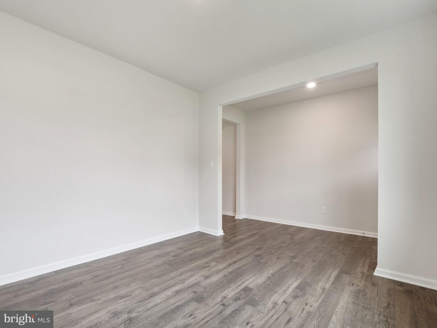 17417 Riverside Drive photo 12