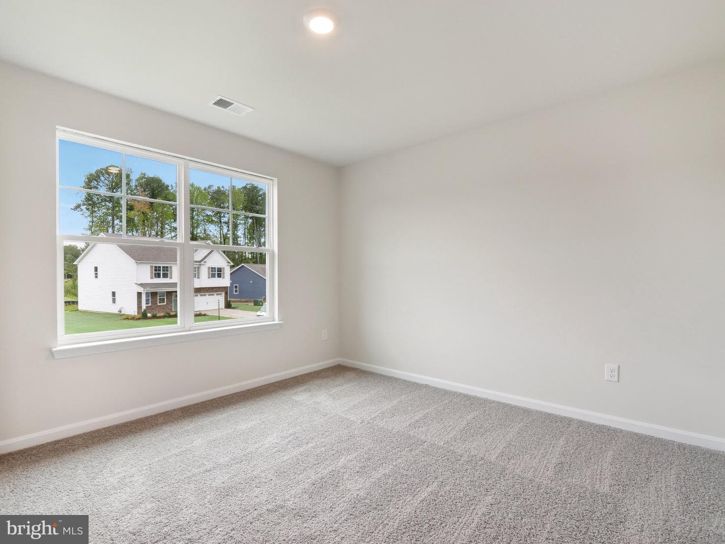 17417 Riverside Drive photo 15
