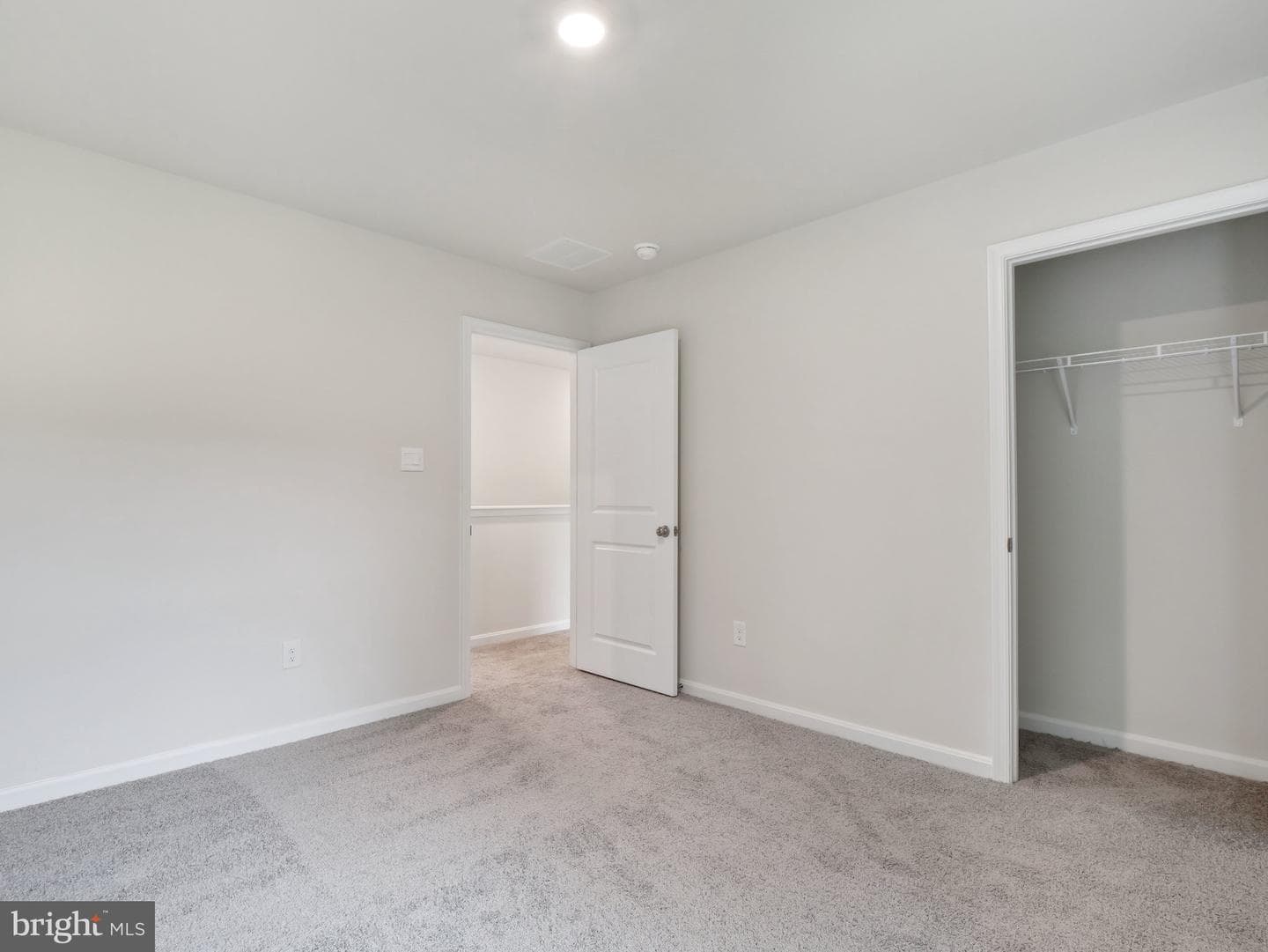 17417 Riverside Drive photo 20