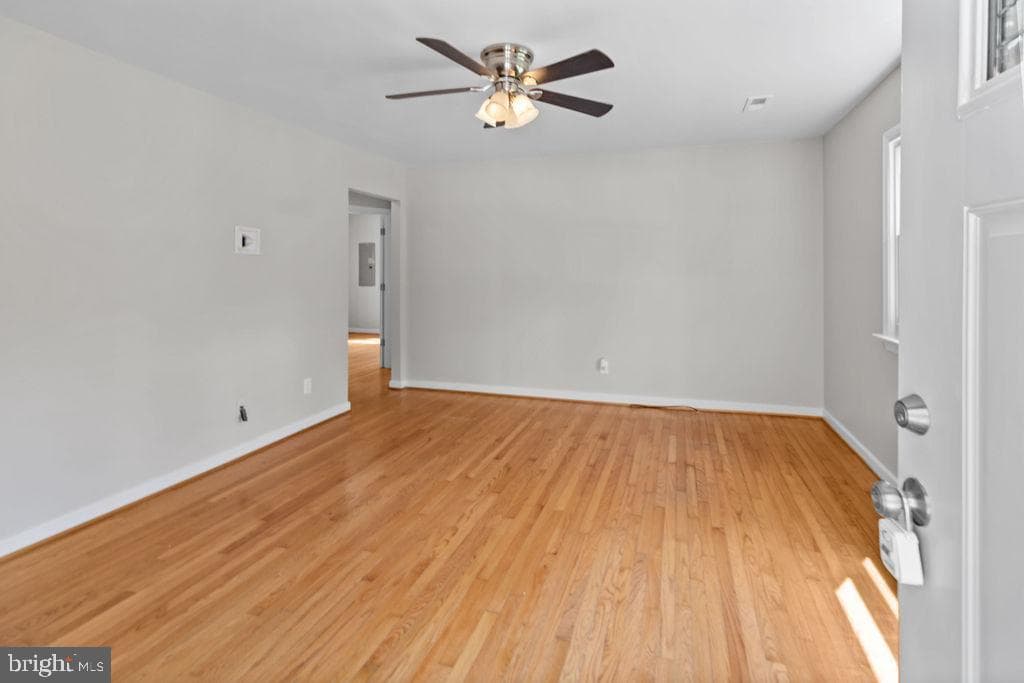 124 Yorktown Drive photo 8