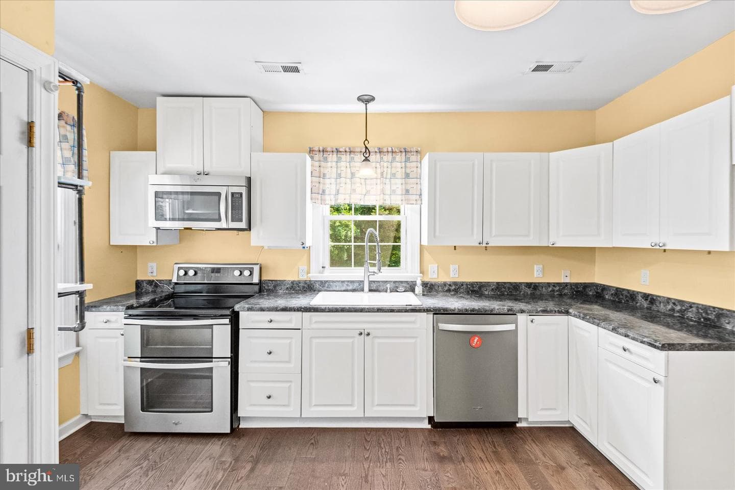 11456 Chesterfield Road photo 20