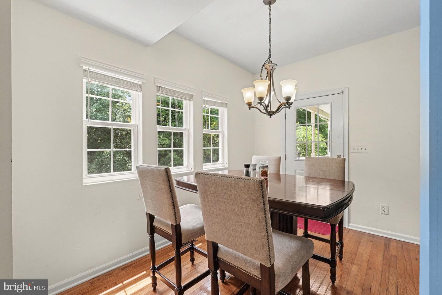 21182 Mount Road photo 10
