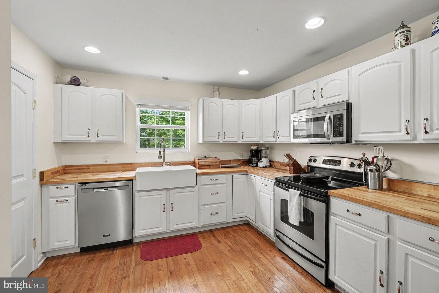 21182 Mount Road photo 11