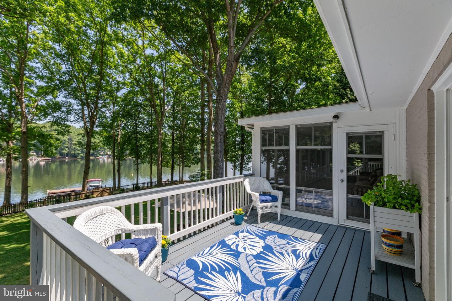 280 Lake Caroline Drive photo 14