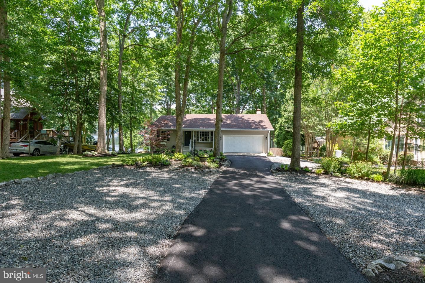 280 Lake Caroline Drive photo 17