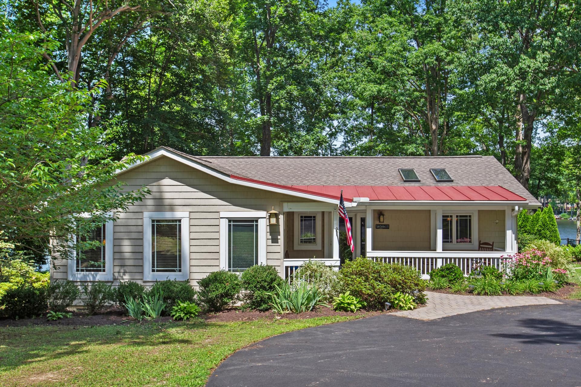 322 Lake Caroline Dr, Ruther Glen