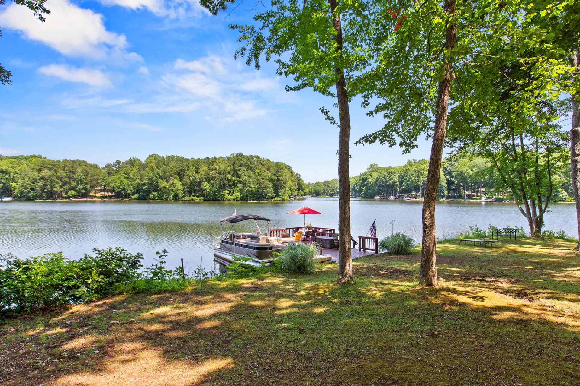 322 Lake Caroline Dr photo 4