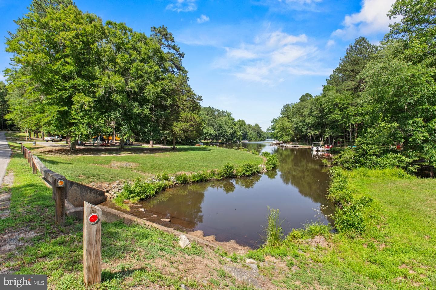 322 Lake Caroline Dr photo 42