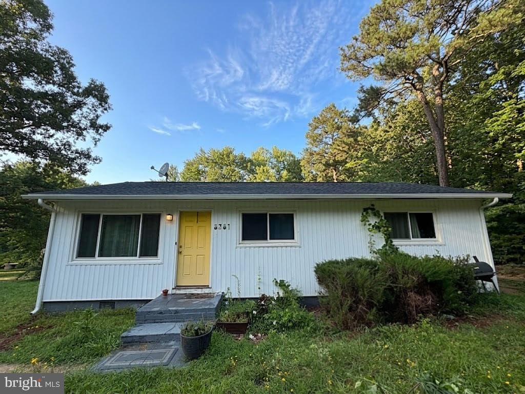 9301 Ladysmith Road photo 1