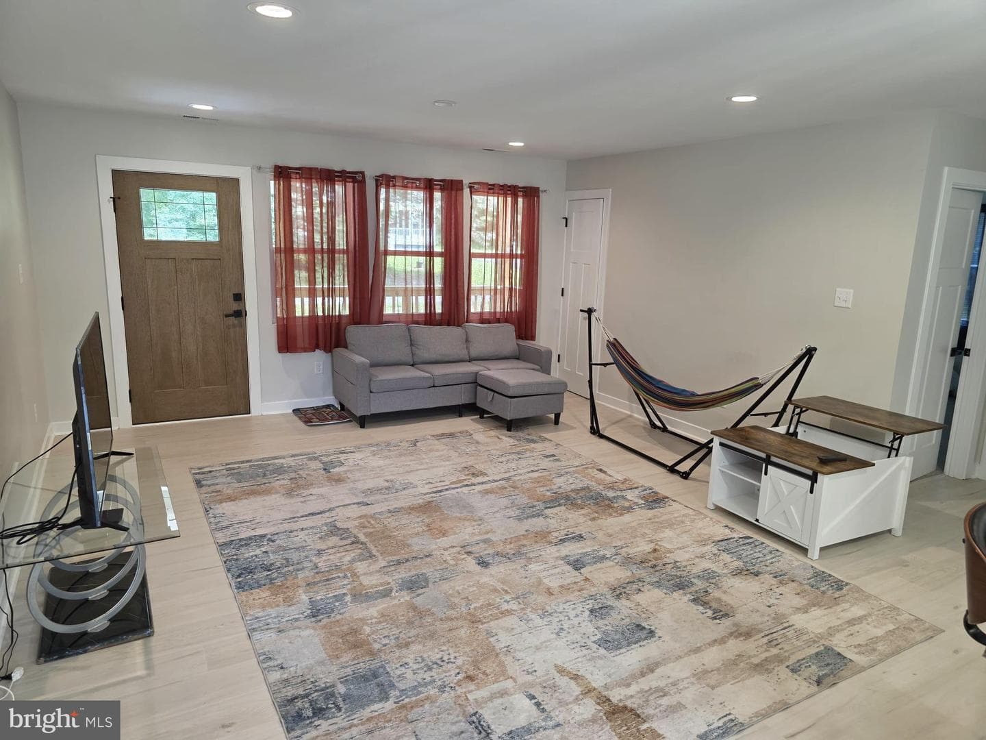 12136 Monterey Road photo 10