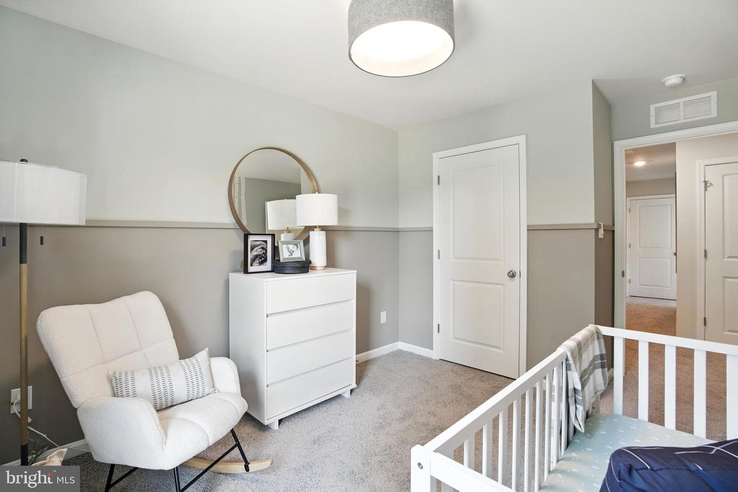 17391 Riverside Drive photo 17