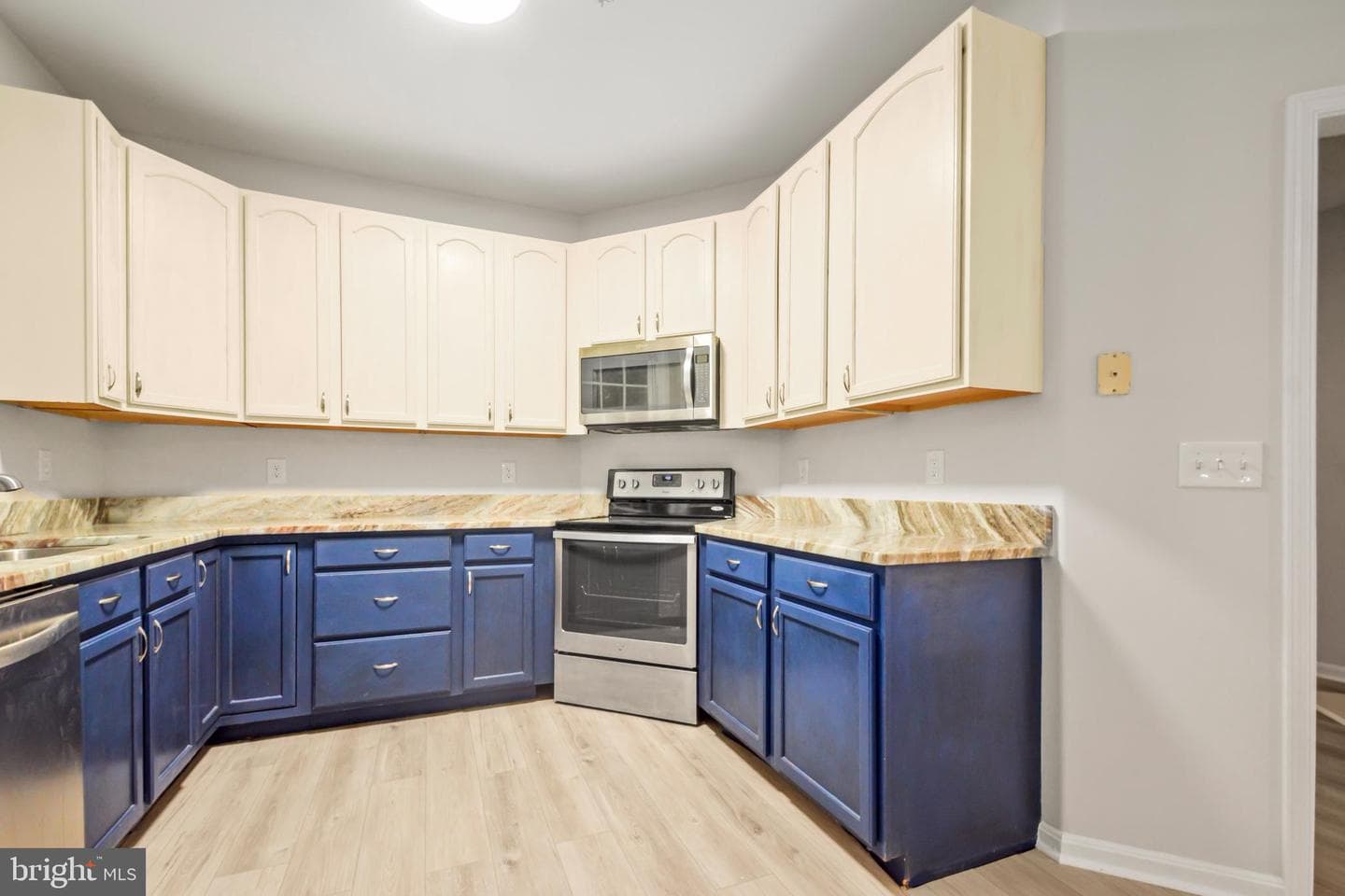 17304 Camellia Drive photo 14