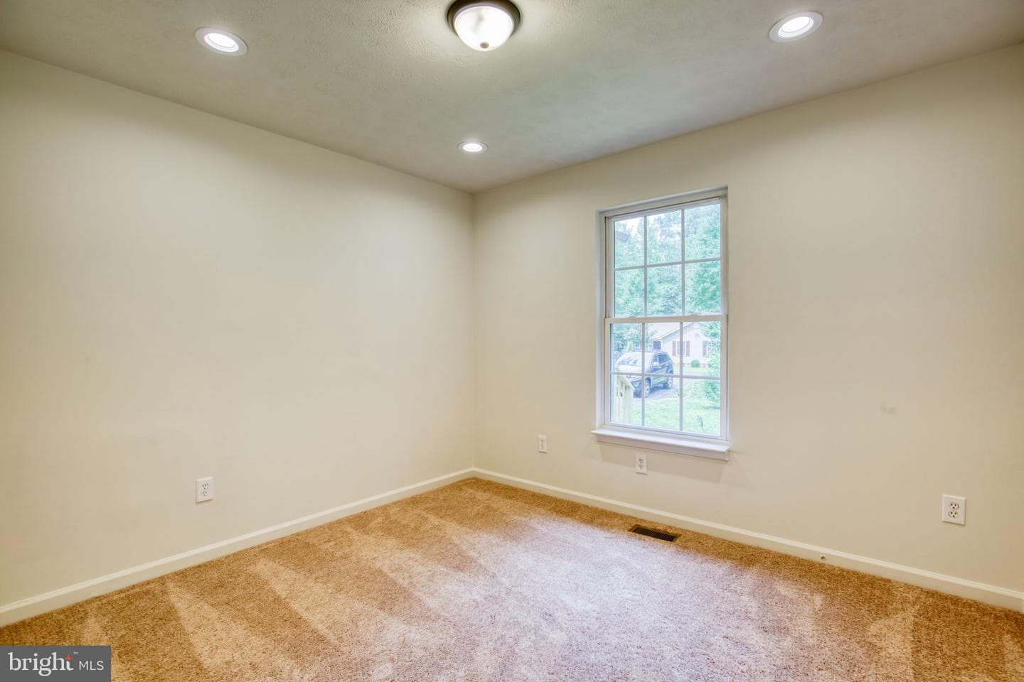 276 Devon Drive photo 19