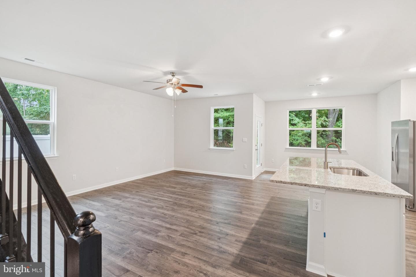 6322 Sterling Way photo 7